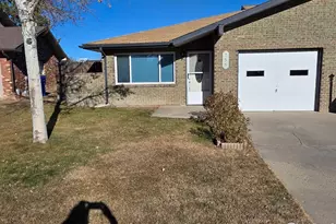 755 Nyssa Dr, Loveland, CO 80538 - Photo 2