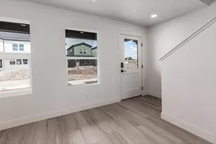 945 Trumpet Ln, Windsor, CO 80550 - Photo 4
