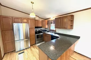 1008 Fairway Ln, Estes Park, CO 80517 - Photo 2