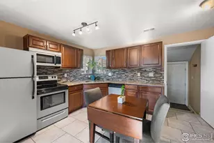 136 E 5th Ave, Longmont, CO 80504 - Photo 10