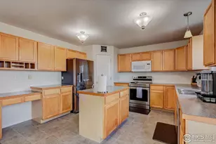 2134 Sandhill Crane Cir, Loveland, CO 80537 - Photo 6