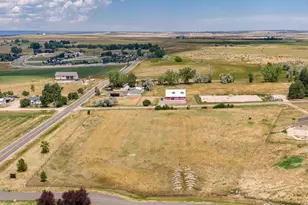 41885 Sage Hl Rd, Fort Collins, CO 80524 - Photo 1