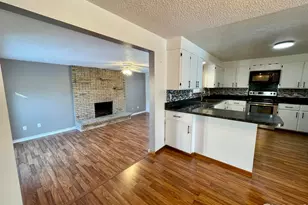 2327 W 18th St, Loveland, CO 80538 - Photo 22