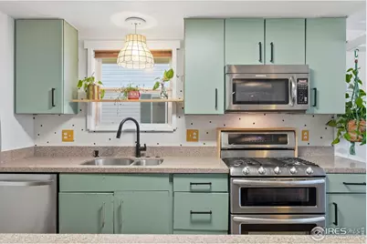 719 Tundra Pl, Longmont, CO 80504 - Photo 2