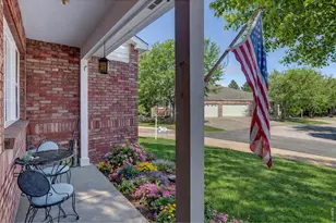 276 Shupe Cir, Loveland, CO 80537 - Photo 2