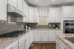 4425 Angelina Cir, Longmont, CO 80503 - Photo 8