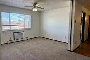 2837 W 28th St, Greeley, CO 80634 - Photo 4