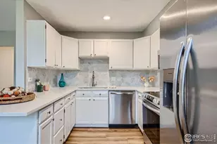 2130 S Vaughn Way #205 E, Aurora, CO 80014 - Photo 8