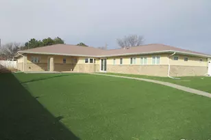 18 S Cedar Cir E, Burlington, CO 80807 - Photo 2
