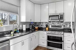 1904 Greenbriar Ct, Johnstown, CO 80534 - Photo 8