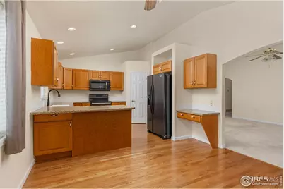 908 N 5th St, Johnstown, CO 80534 - Photo 6