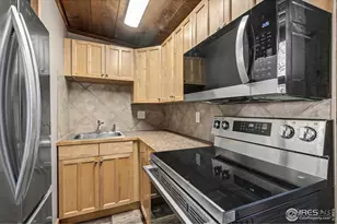 4529 Shoreline Dr, Fort Collins, CO 80526 - Photo 14