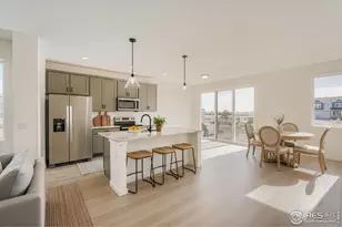 204 Sugar Beet Ln, Berthoud, CO 80513 - Photo 2