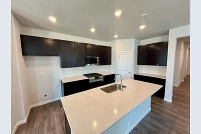 827 Mesic Ln, Windsor, CO 80550 - Photo 8