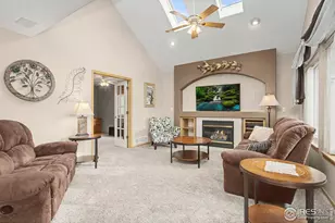 3257 Honeysuckle Ct, Fort Collins, CO 80521 - Photo 4