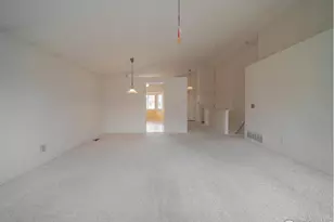 1400 Monarch Dr, Longmont, CO 80504 - Photo 8