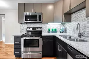 1915 Centennial Dr, Louisville, CO 80027 - Photo 16