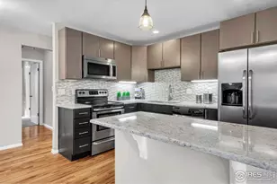 1915 Centennial Dr, Louisville, CO 80027 - Photo 14