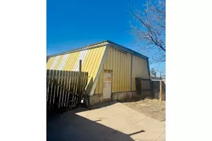 536 S Campbell Ave, Holyoke, CO 80734 - Photo 2