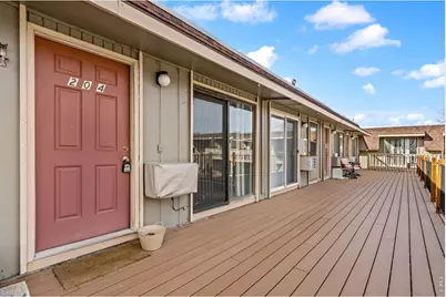 804 Stone Mountain Dr #204, Windsor, CO 80550 - Photo 2