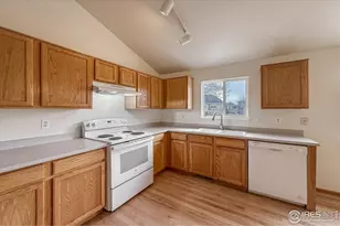 5442 Fox Run Blvd, Longmont, CO 80504 - Photo 12