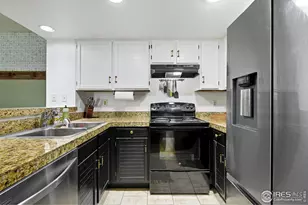 935 Broadway, Boulder, CO 80302 - Photo 4