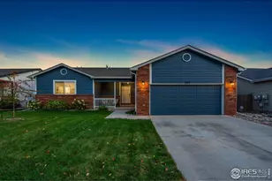 305 Amber Dr, Windsor, CO 80550 - Photo 2