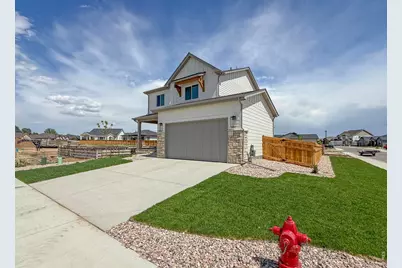 825 Doubleleaf Dr, Windsor, CO 80550 - Photo 2