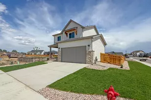 825 Doubleleaf Dr, Windsor, CO 80550 - Photo 2