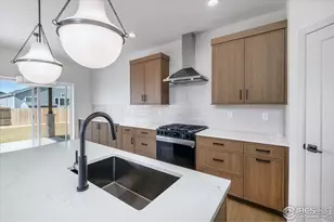 825 Doubleleaf Dr, Windsor, CO 80550 - Photo 4