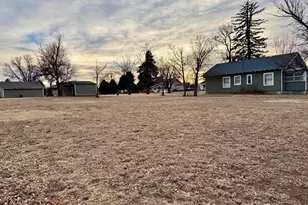 506 E Raymond St, Haxtun, CO 80731 - Photo 22