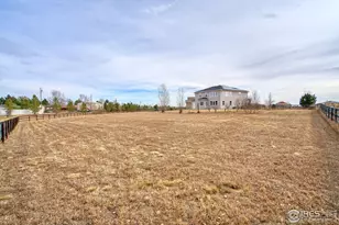 12766 Strawberry Cir, Longmont, CO 80503 - Photo 8