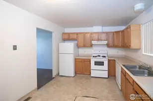 146 E Saint Clair Ave, Longmont, CO 80504 - Photo 10