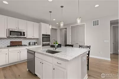 1615 Illingworth Dr, Windsor, CO 80550 - Photo 6