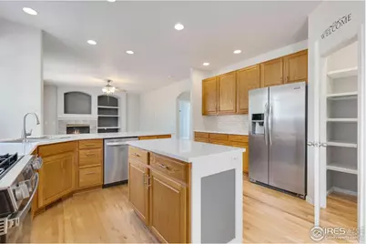 2010 Glenarbor Ct, Longmont, CO 80504 - Photo 10