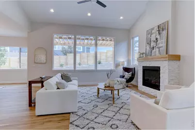 909 Sunflower St, Louisville, CO 80027 - Photo 2