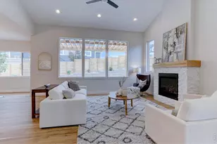 909 Sunflower St, Louisville, CO 80027 - Photo 2