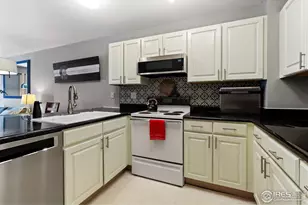 1080 Artemis Cir, Lafayette, CO 80026 - Photo 8