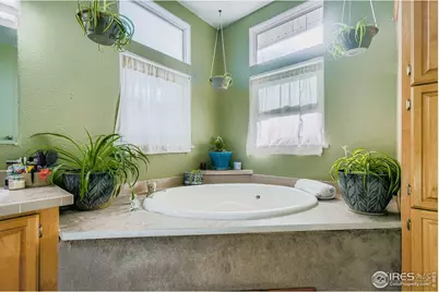 245 W Crawford Ave, Keenesburg, CO 80643 - Photo 14