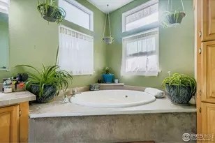 245 W Crawford Ave, Keenesburg, CO 80643 - Photo 14