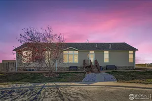 245 W Crawford Ave, Keenesburg, CO 80643 - Photo 1