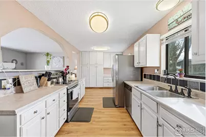 1521 44th Avenue Ct, Greeley, CO 80634 - Photo 10