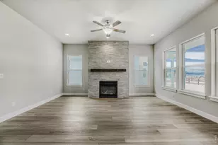 1644 Sundown Run Dr, Windsor, CO 80550 - Photo 12