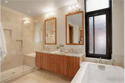 1077 Canyon Blvd ##211, Boulder, CO 80302 - Photo 16