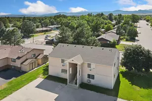 132 W 47th Pl, Loveland, CO 80538 - Photo 2