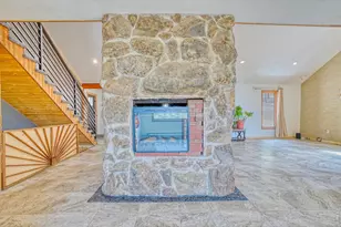 1447 Coyote Cir, Black Hawk, CO 80422 - Photo 4