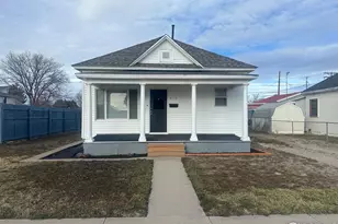 416 Douglas St, Sterling, CO 80751 - Photo 2