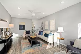 305 Southridge Pl, Longmont, CO 80501 - Photo 4
