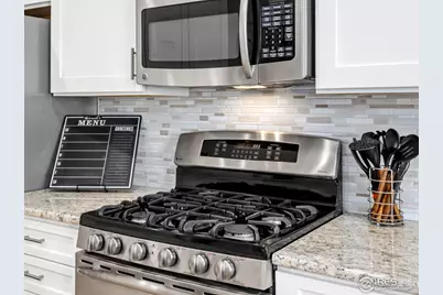 712 Tanager Cir, Longmont, CO 80504 - Photo 14