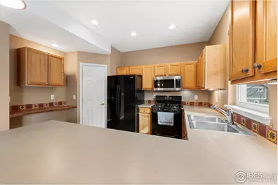 2237 Watersong Cir, Longmont, CO 80504 - Photo 20